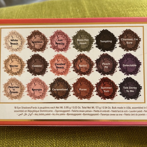 Too Faced eyeshadow - Picture 3 of 6